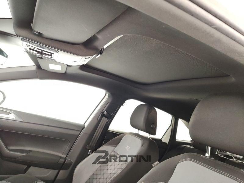 Volkswagen Taigo Taigo 1.0 tsi R-Line 110cv dsg