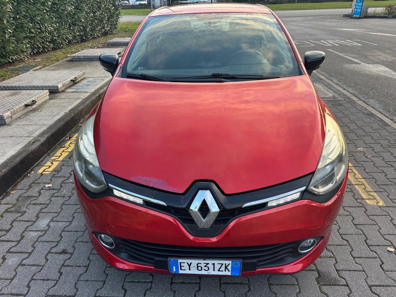 Renault Clio diesel 1.5 NEOPATENTATI 2015