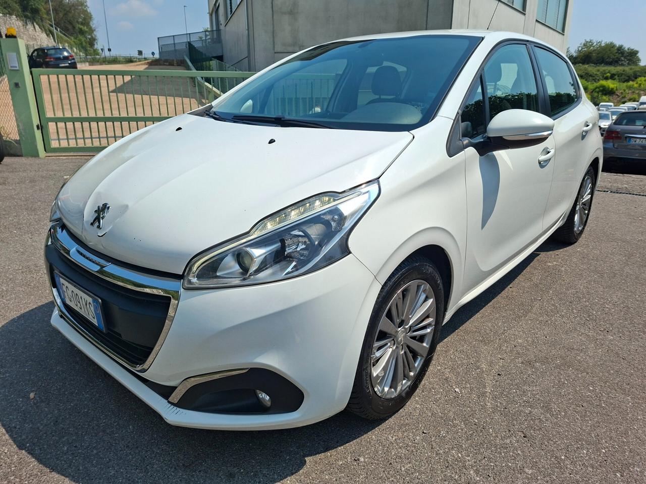 Peugeot 208 1.2 GPL / 5PORTE
