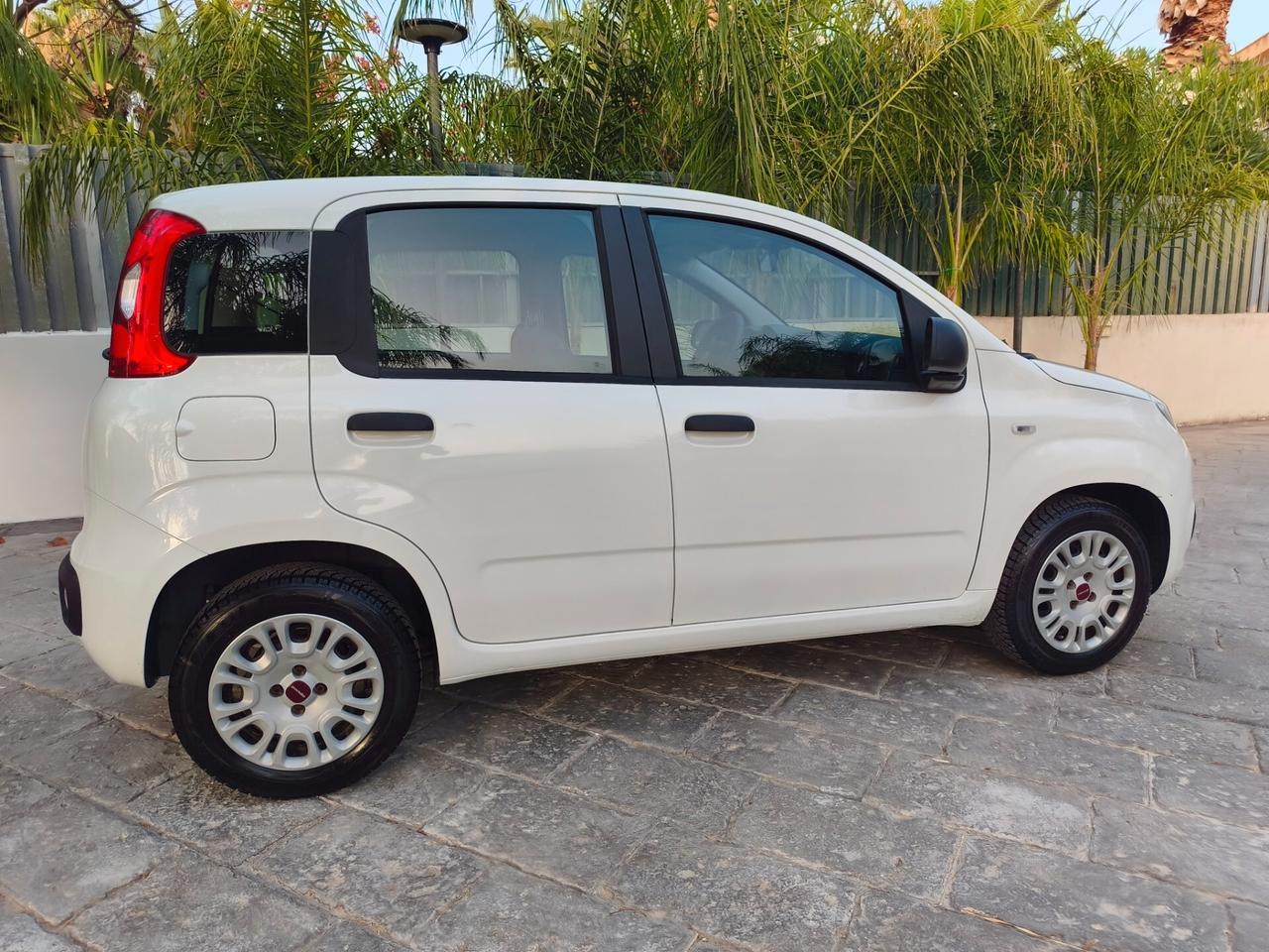 Fiat Panda 1.2 benzina 70CV Lounge