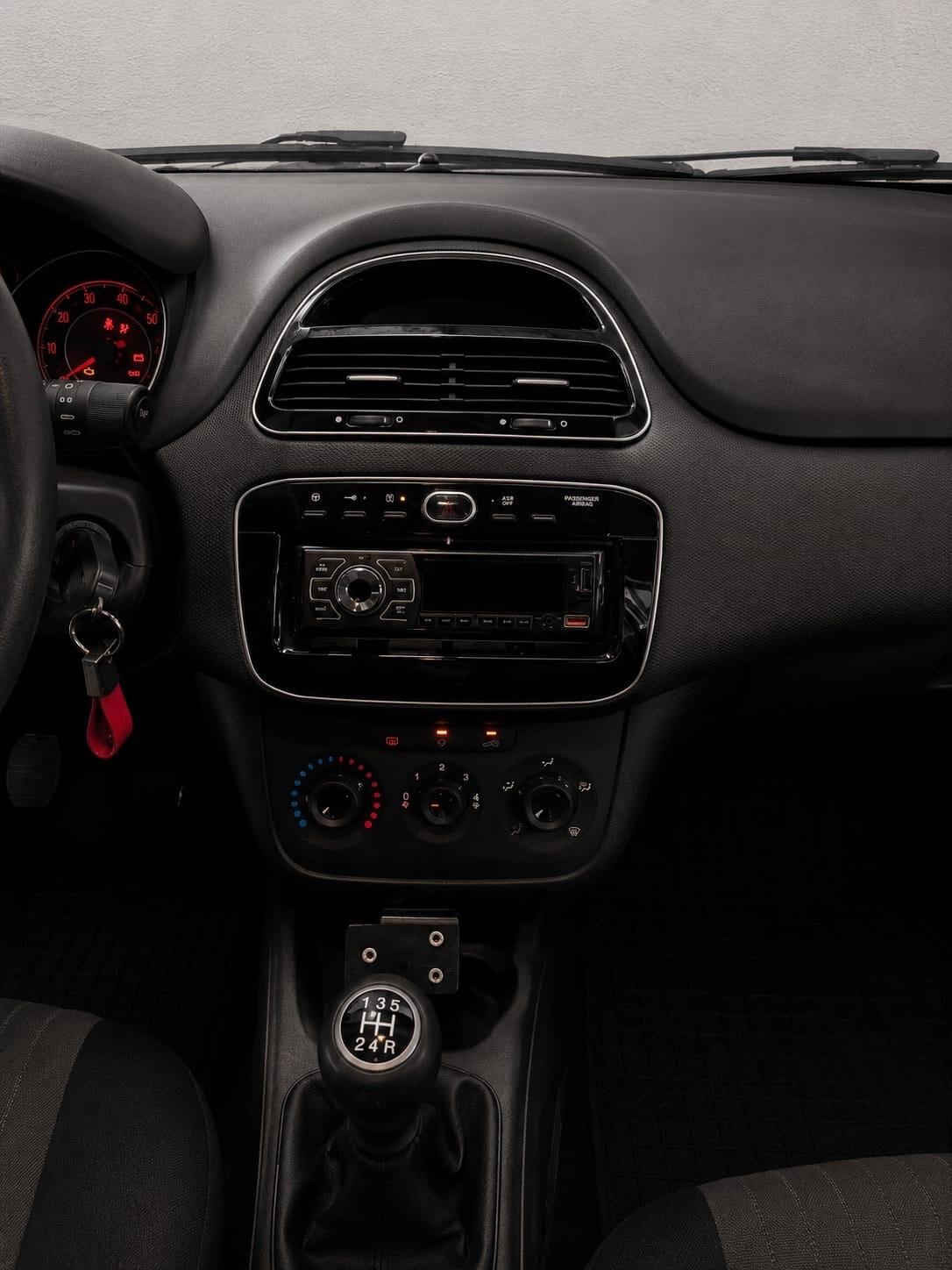 Fiat Punto 1.3 MJT II S&S 95 CV 5 porte Street