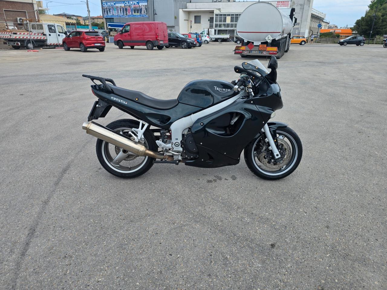 Triumph Sprint 955 ST Sport