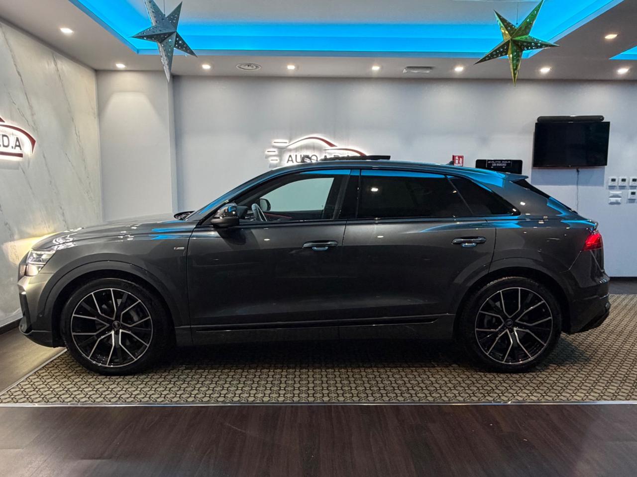 Audi Q8 SUV TDI quattro 210 kW tiptronic S line edition