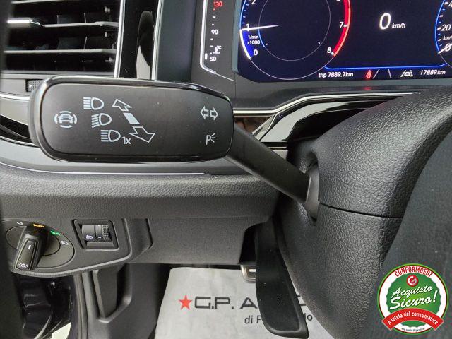 VOLKSWAGEN Taigo 1.0 TSI 115 CV R-Line + Tetto