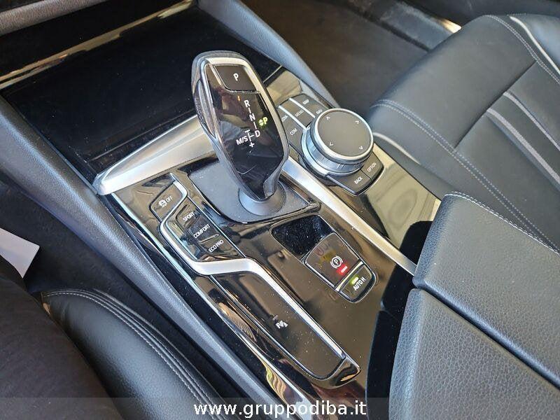 BMW Serie 5 G31 2020 Touring LCI D 520d Touring mhev 48V xdrive Business auto