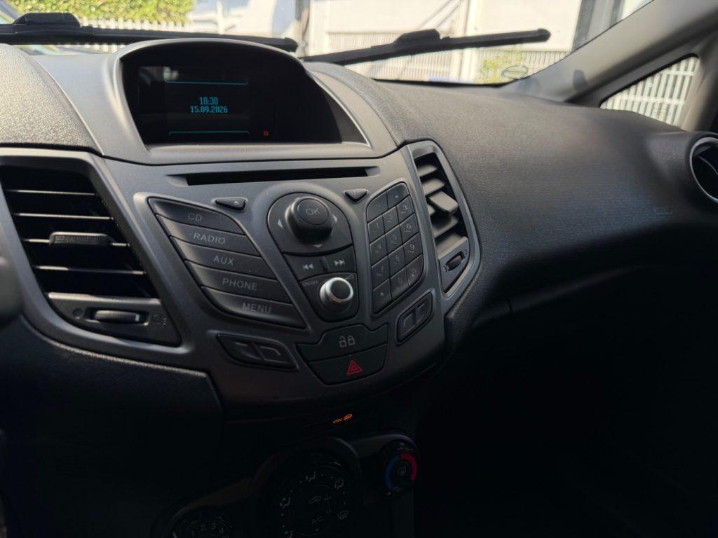 Ford Fiesta 1.4 5 porte Bz.- GPL CASA MADRE