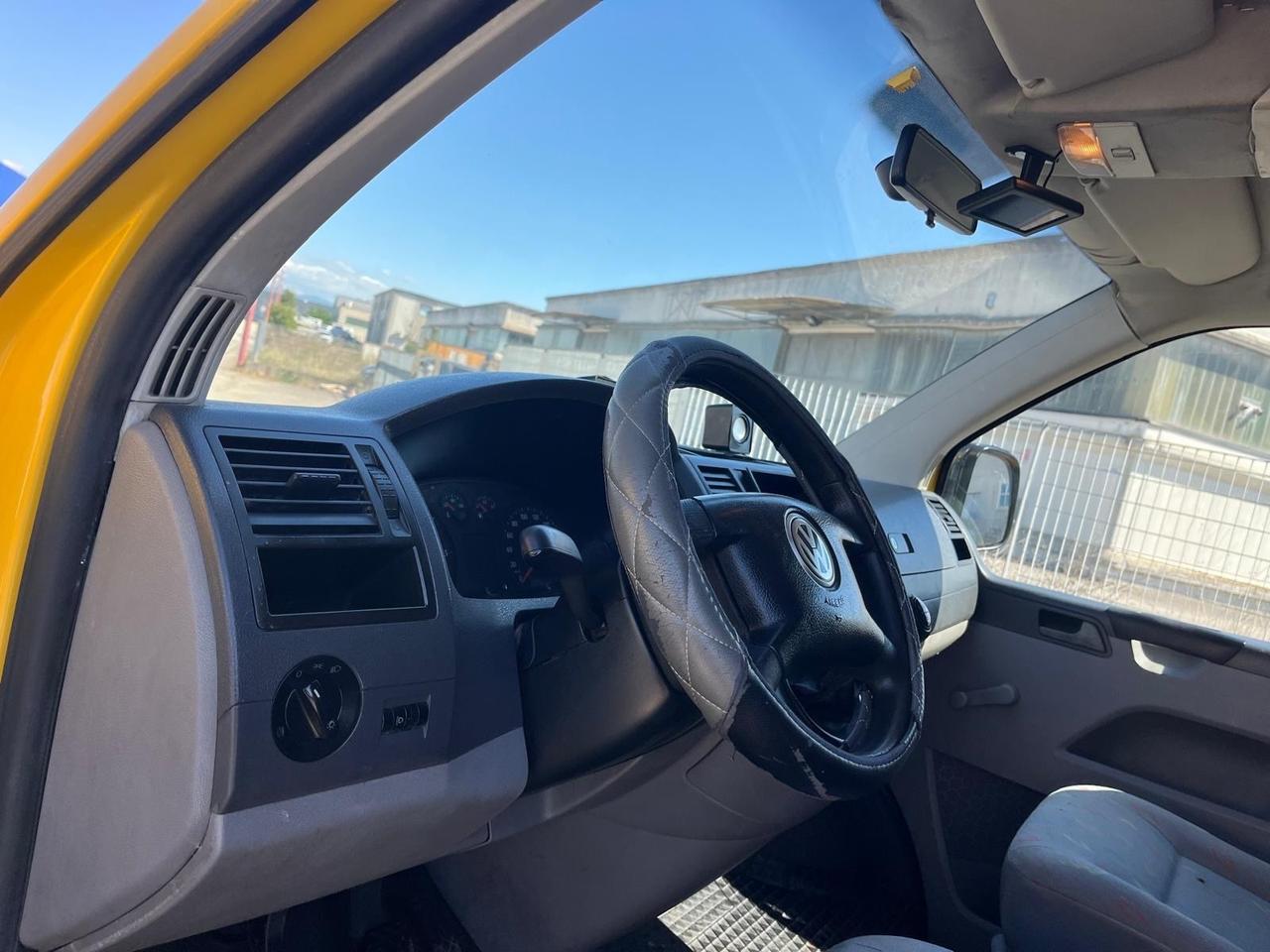 Volkswagen Transporter 1.9 TDI Furgone (leggere)