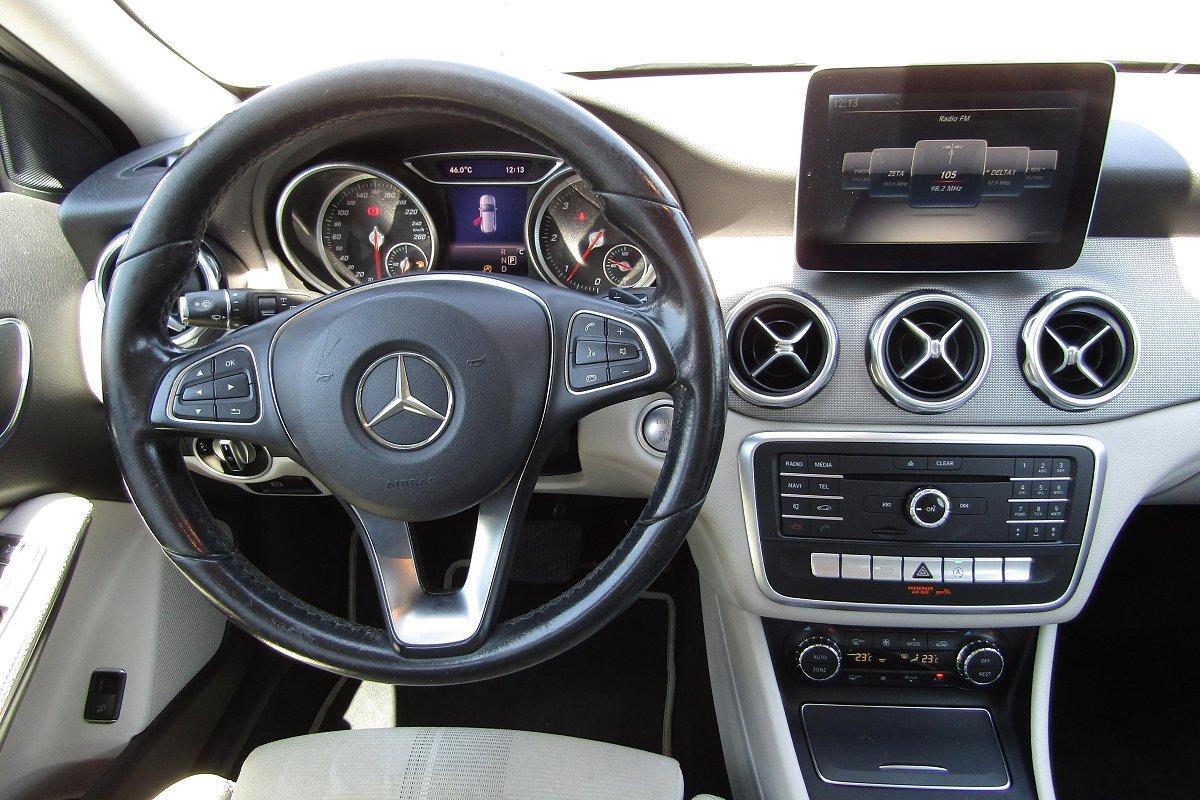 MERCEDES GLA 200 d Automatic Executive