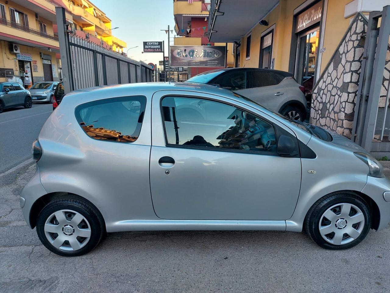Toyota Aygo 1.0 12V VVT-i Connect