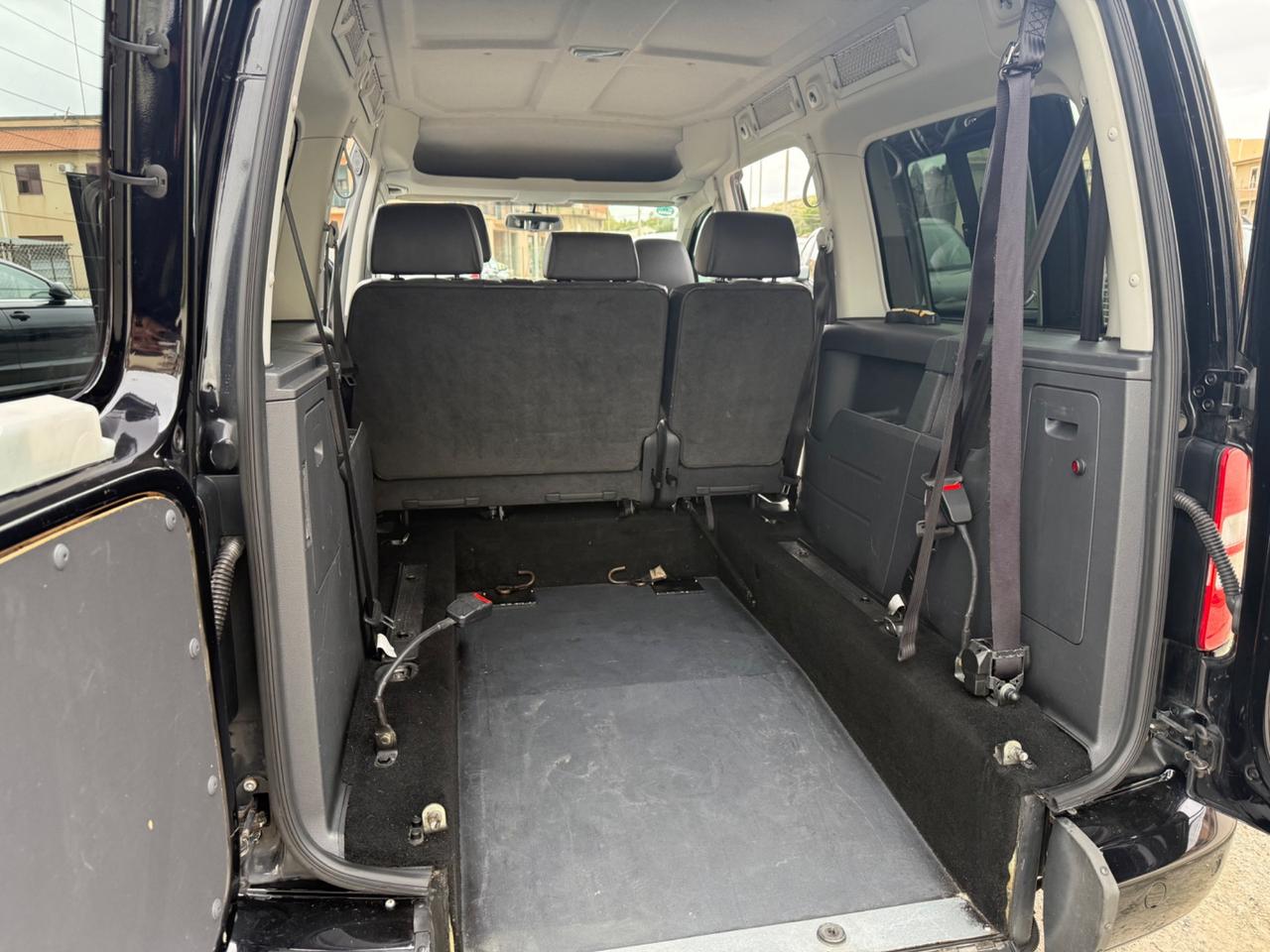 Volkswagen Caddy 1.6 TDI 102 CV 5p. Highline Maxi trasporto disabili