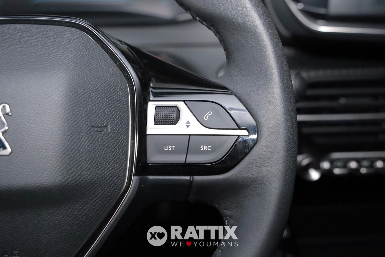 Peugeot e-2008 motore elettrico 100kW Active Pack