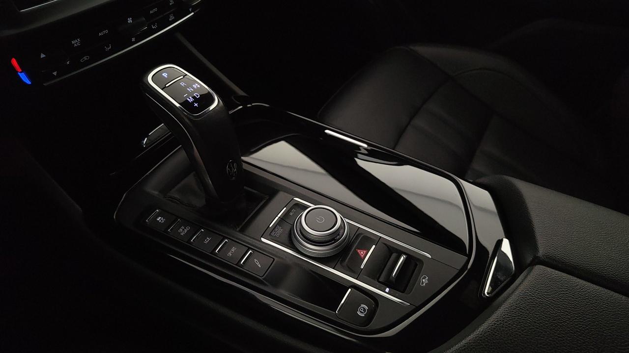 MASERATI Levante 3.0 V6 Gransport 250cv auto my20