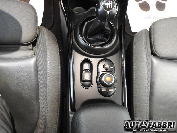 MINI - Clubman - Mini Cooper 1.5 Spport Design 102
