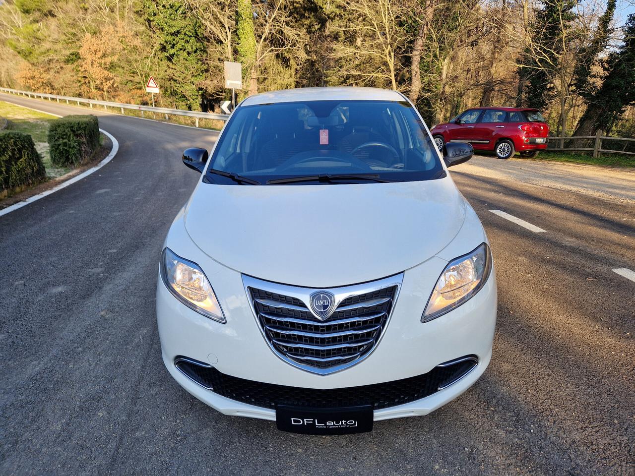 Lancia Ypsilon 1.2 69 CV 5 porte S&S Silver