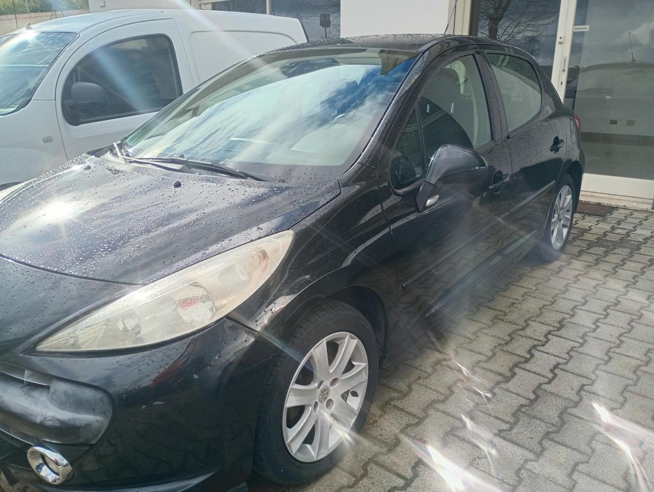 Peugeot 207 1.6 HDi 90CV 5p. Energie Sport