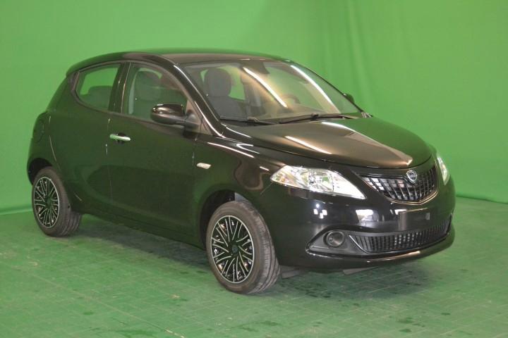 LANCIA New Ypsilon 5 porte - 70CV HYBRID ORO