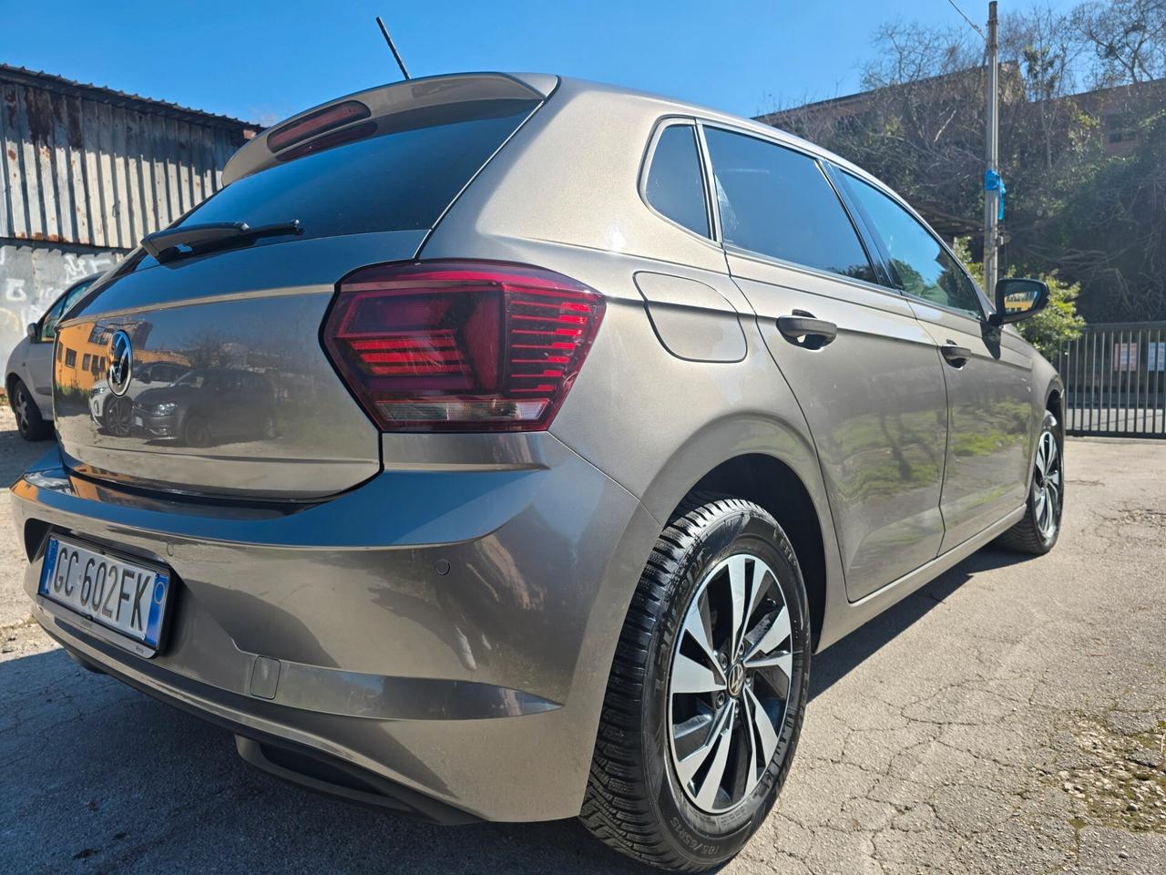 Volkswagen Polo GPL FULL OPTIONAL