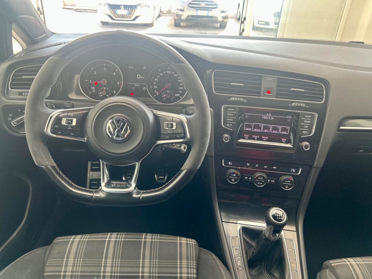 VW GOLF 7 GTD 2.0 TDI 184cv FINANZIABILE