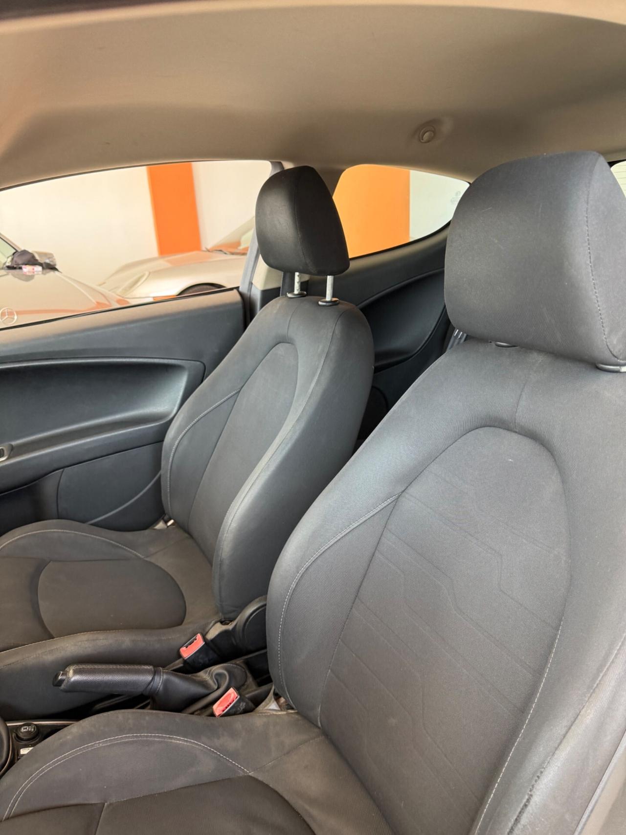 Alfa Romeo MiTo 1.4 70cv neo patentati