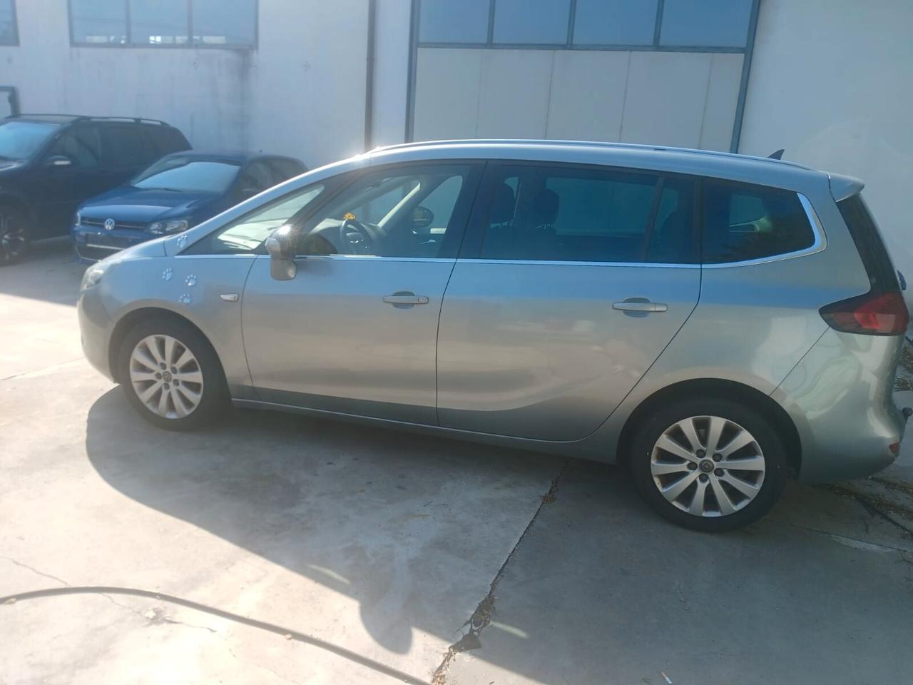 Opel Zafira Tourer 1.6 CDTi 150 CV benzina metano Start&Stop Cosmo 7 posti MOTORE CHE BATTE !! vista e piaciuta
