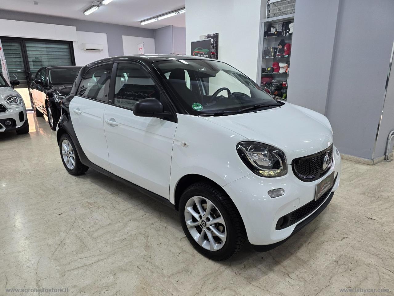 SMART forfour 70 1.0 twinamic Passion