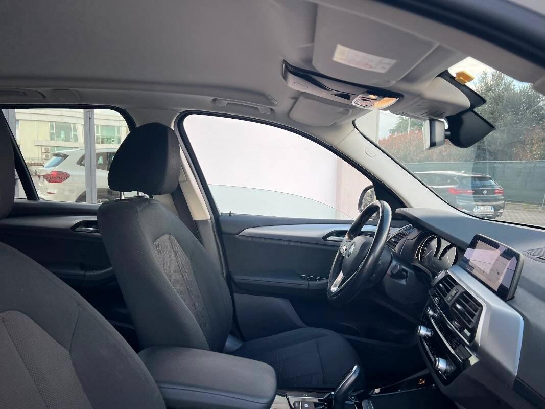 BMW X3 Sdrive18d mhev 48V Business Advantage auto