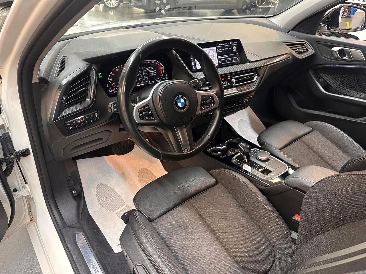 BMW 118 d Sport auto * TAGLIANDI UFFICIALI *