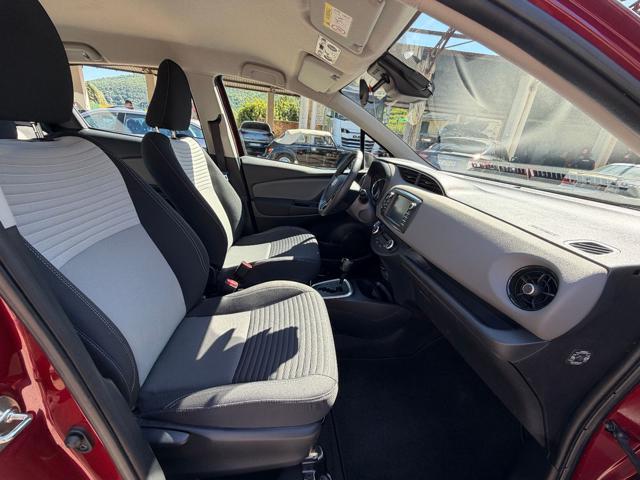 TOYOTA Yaris 1.5 Hybrid 5 porte Business