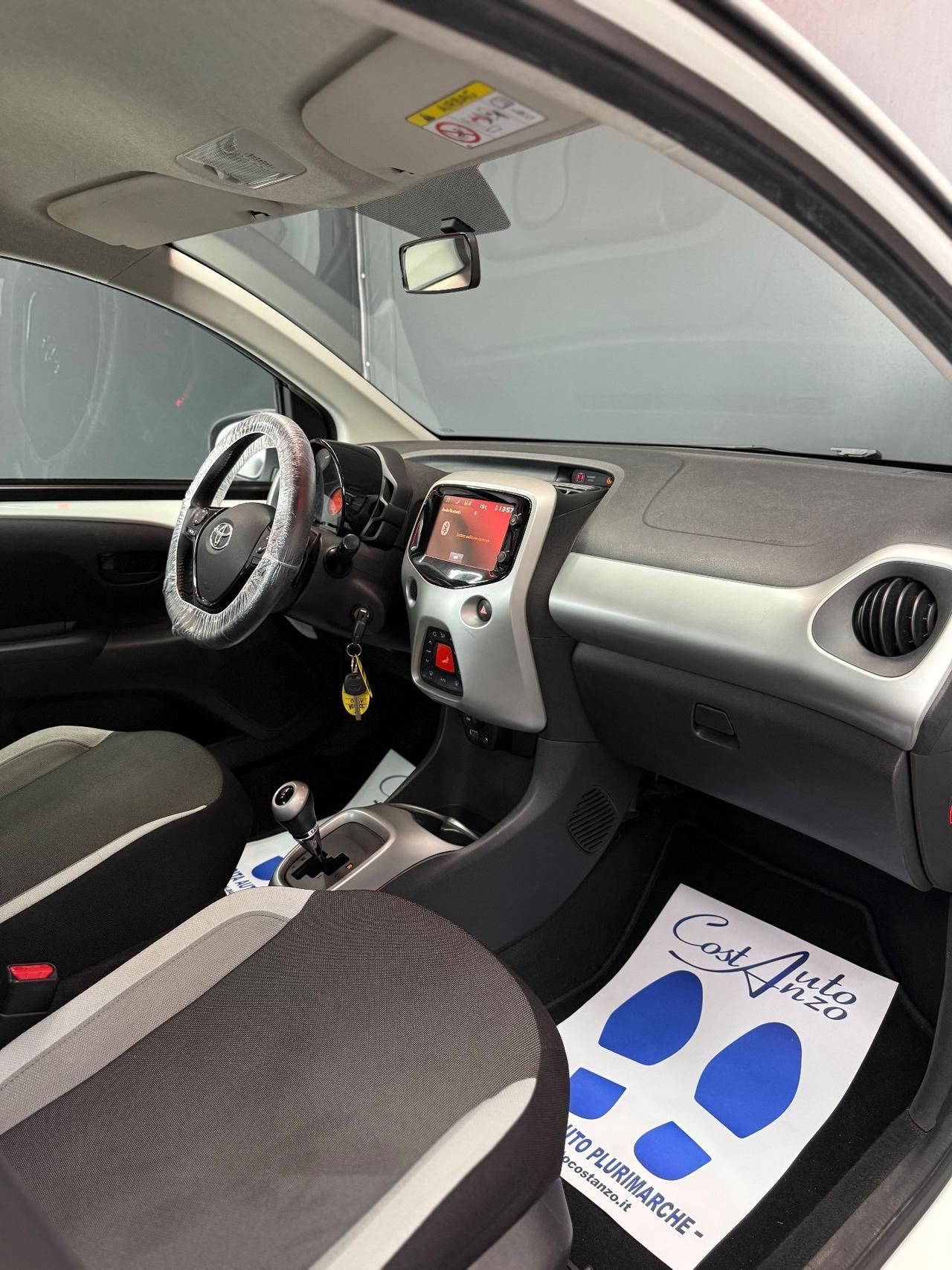 Toyota Aygo 1.0 Benzina x-clusiv 11/2014 AUTOMATICA