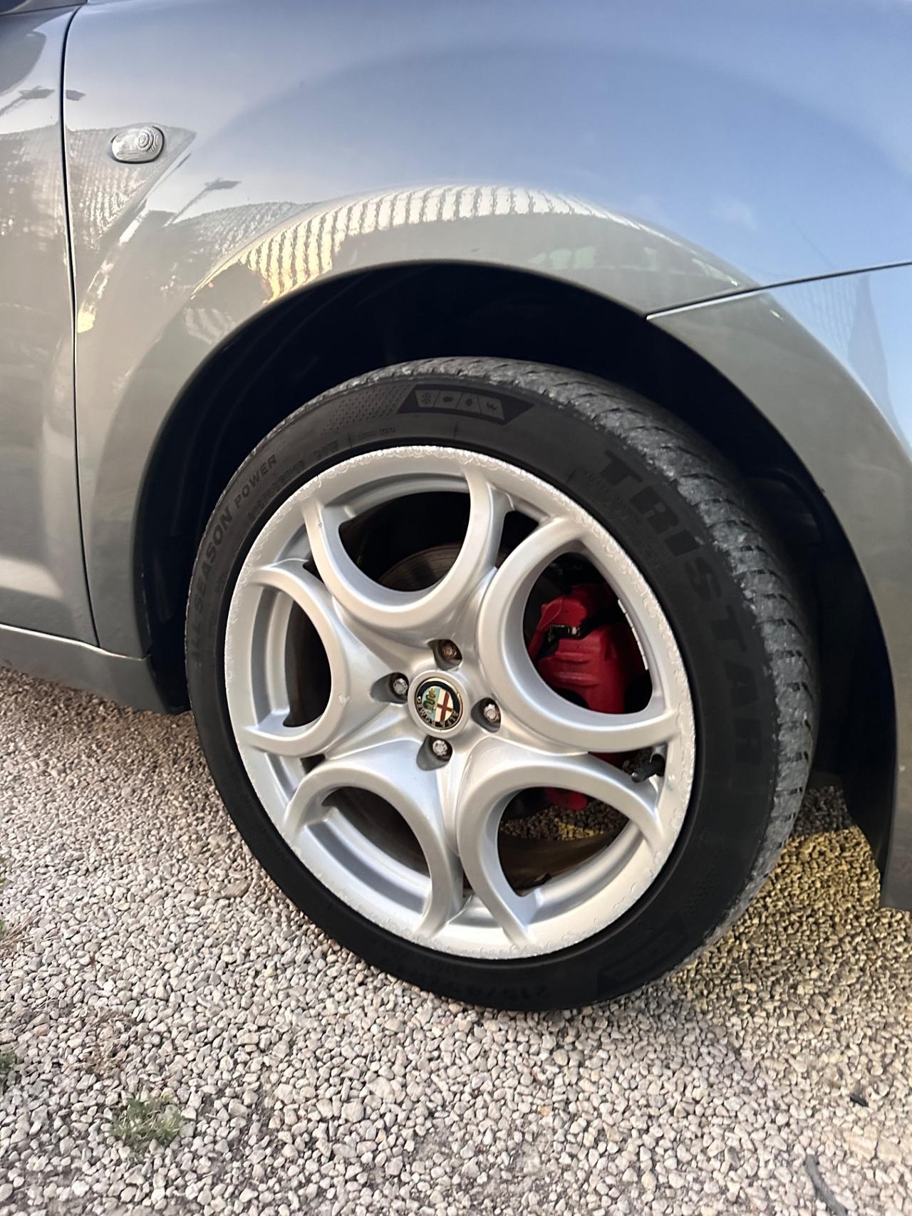 Alfa Romeo MiTo 1.3 Mtj Distinctive -2011 PELLE/17"