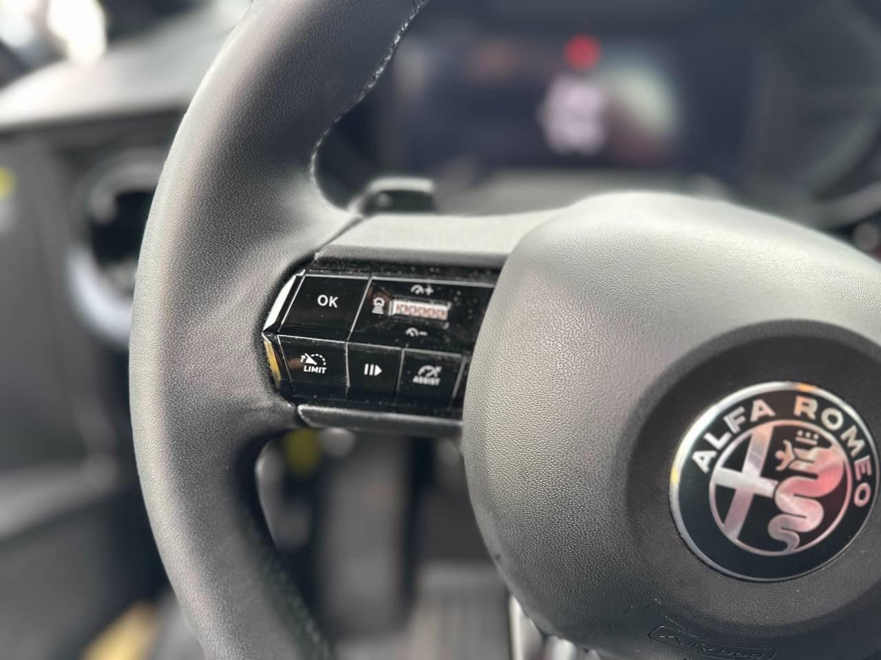 ALFA ROMEO Junior - Junior 1.2 ibrida 145cv edct6