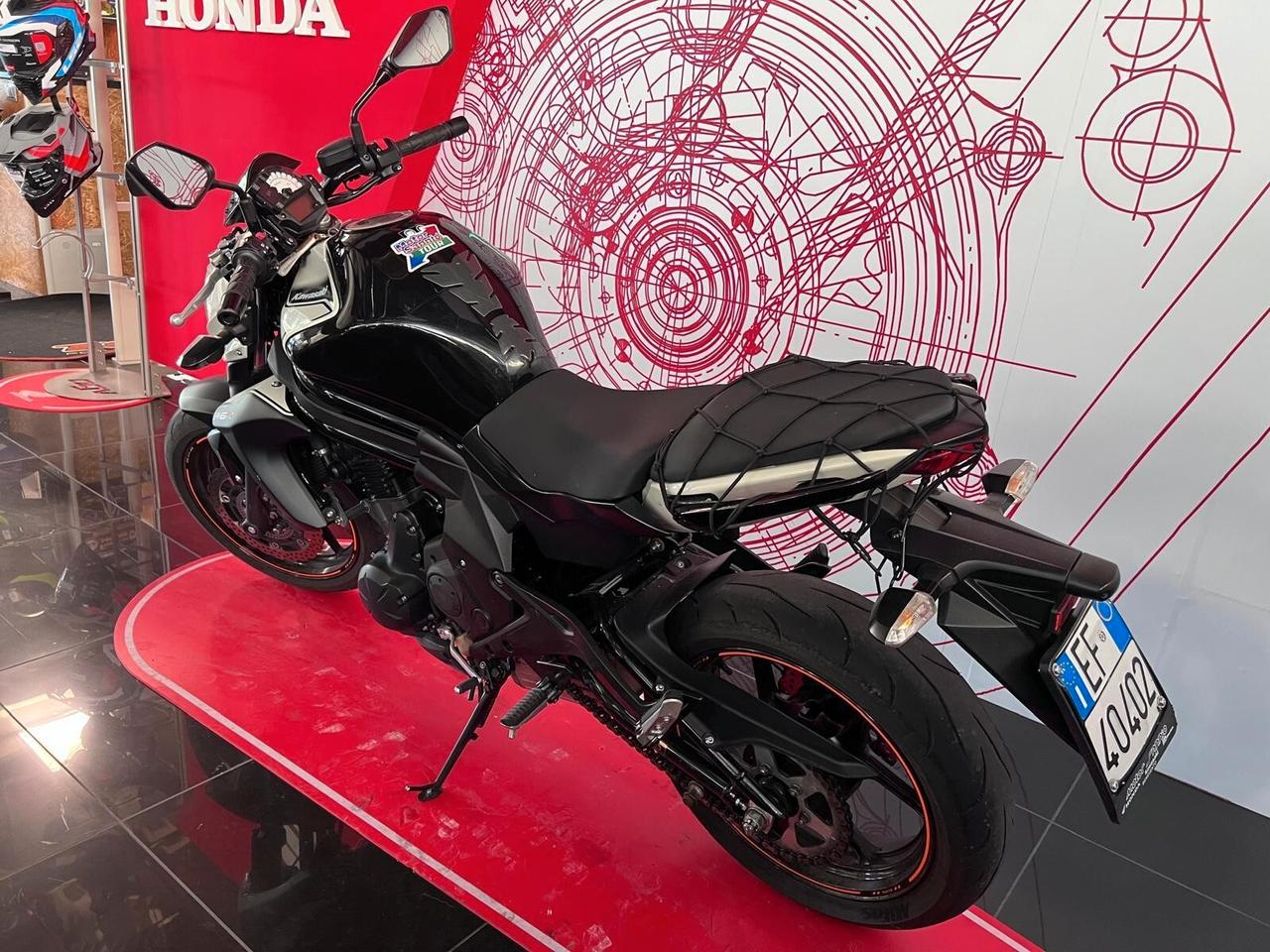 Kawasaki ER 6N 2016