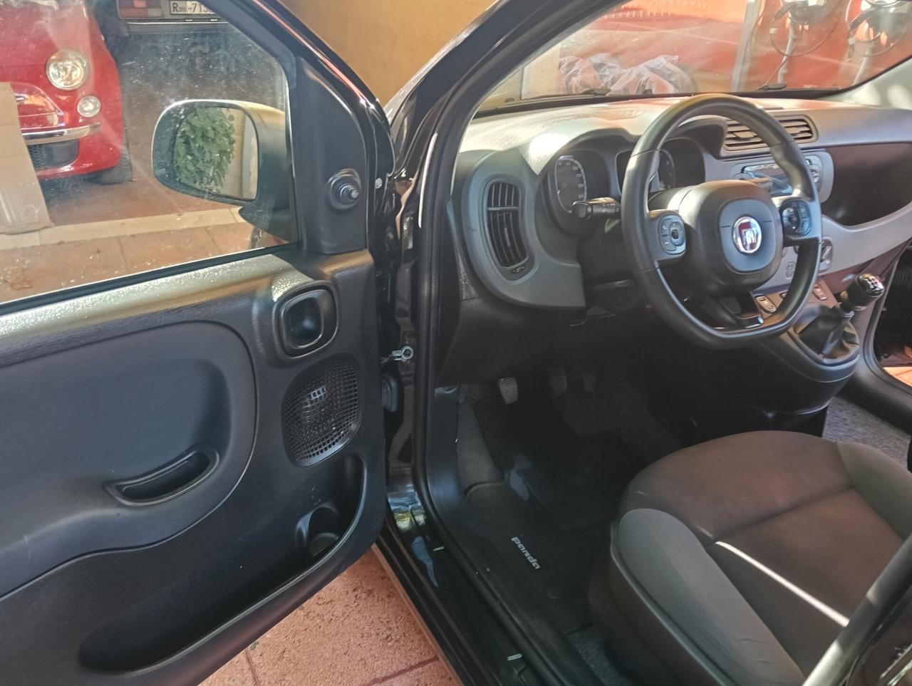 Fiat Panda 1.2 Lounge Uniprop. Full .Opt. EURO 6 DA ESPOSIZIONE