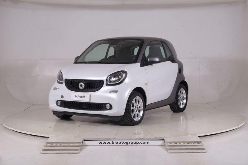 smart fortwo Smart III 2015 Benzina 0.9 t Passion 90cv twinamic my18