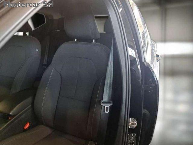 VOLVO XC40 T4 PLUG-IN HYBRID AUTO RECHARGE N1 - GG980JB
