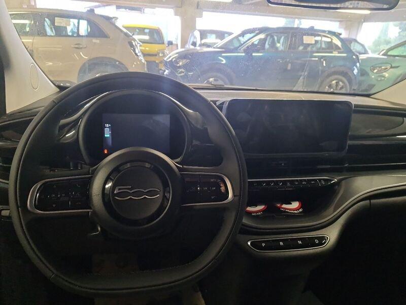 FIAT 500 500e 23,65 KW DA 199€ AL MESE E 2.500€ DI ANTICIPO E PRONTA CONSEGNA