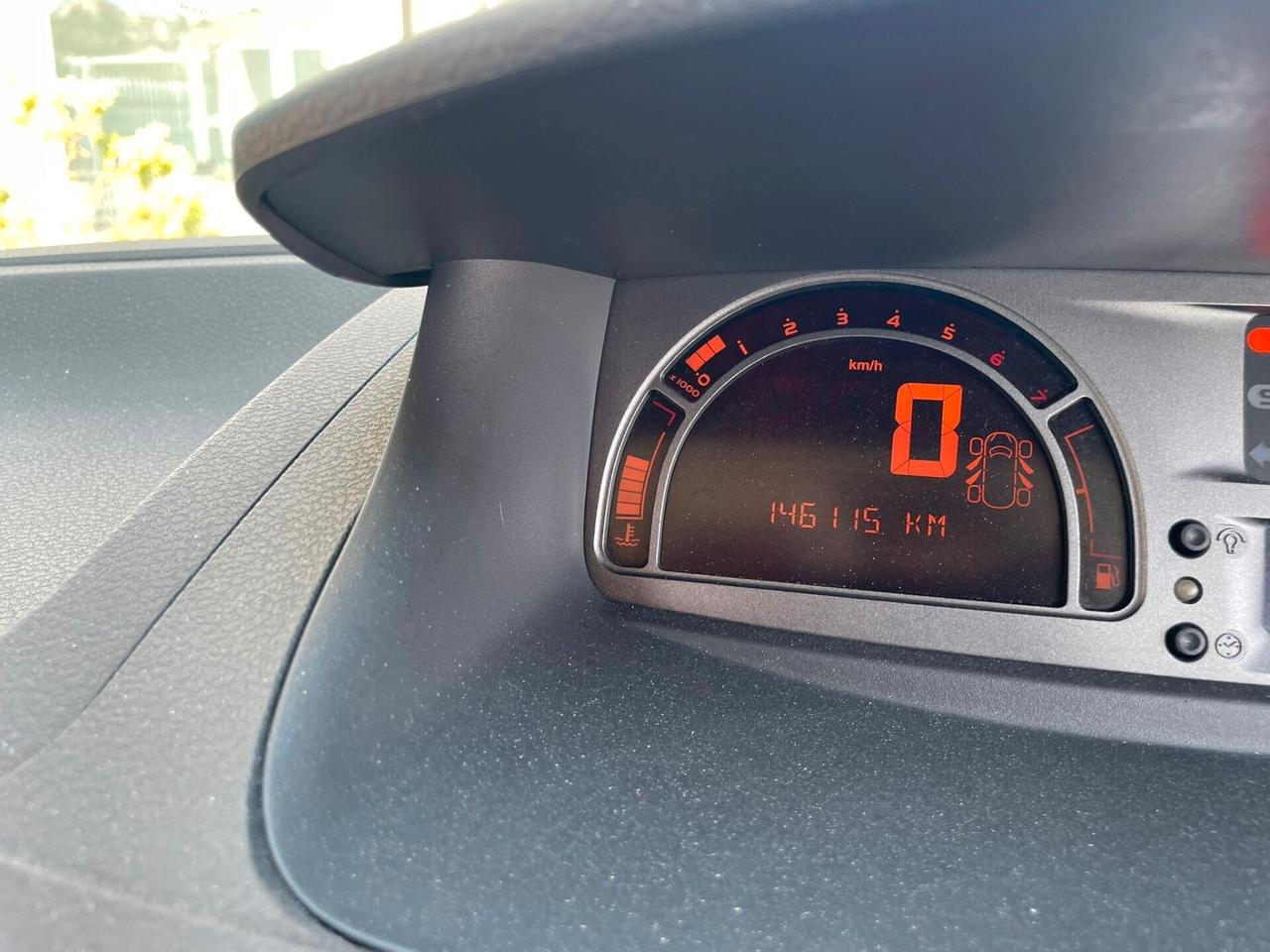 Renault Modus 1.2 16V Luxe ok neopatentati