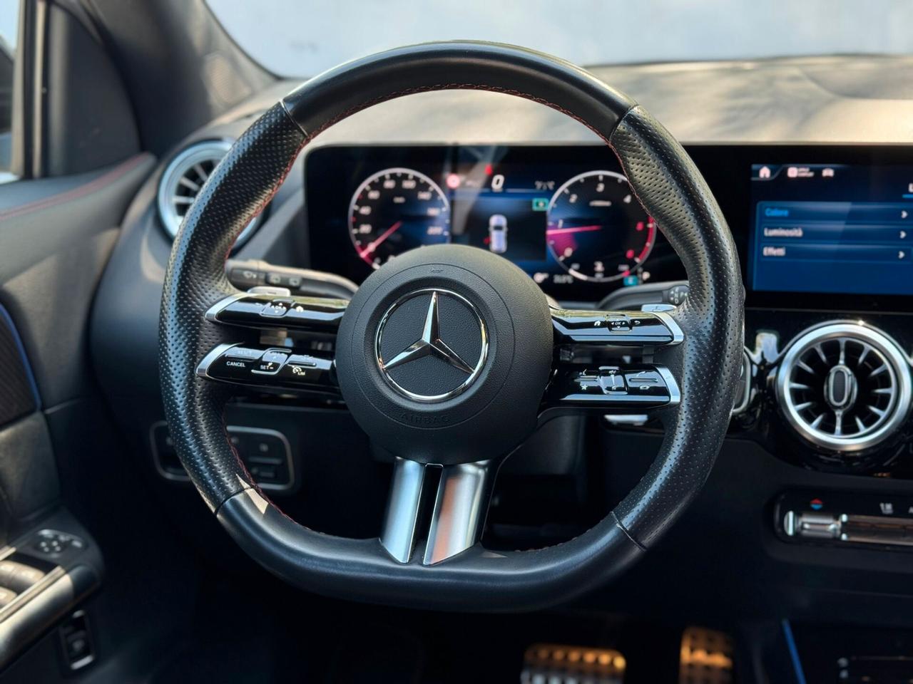 Mercedes-benz GLA 180 d Automatic AMG Line Premium Plus