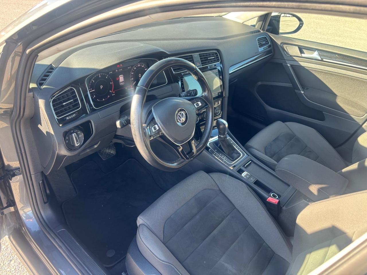 Volkswagen Golf 1.6 TDI 110 CV DSG 5p. Highline BlueMotion Technology