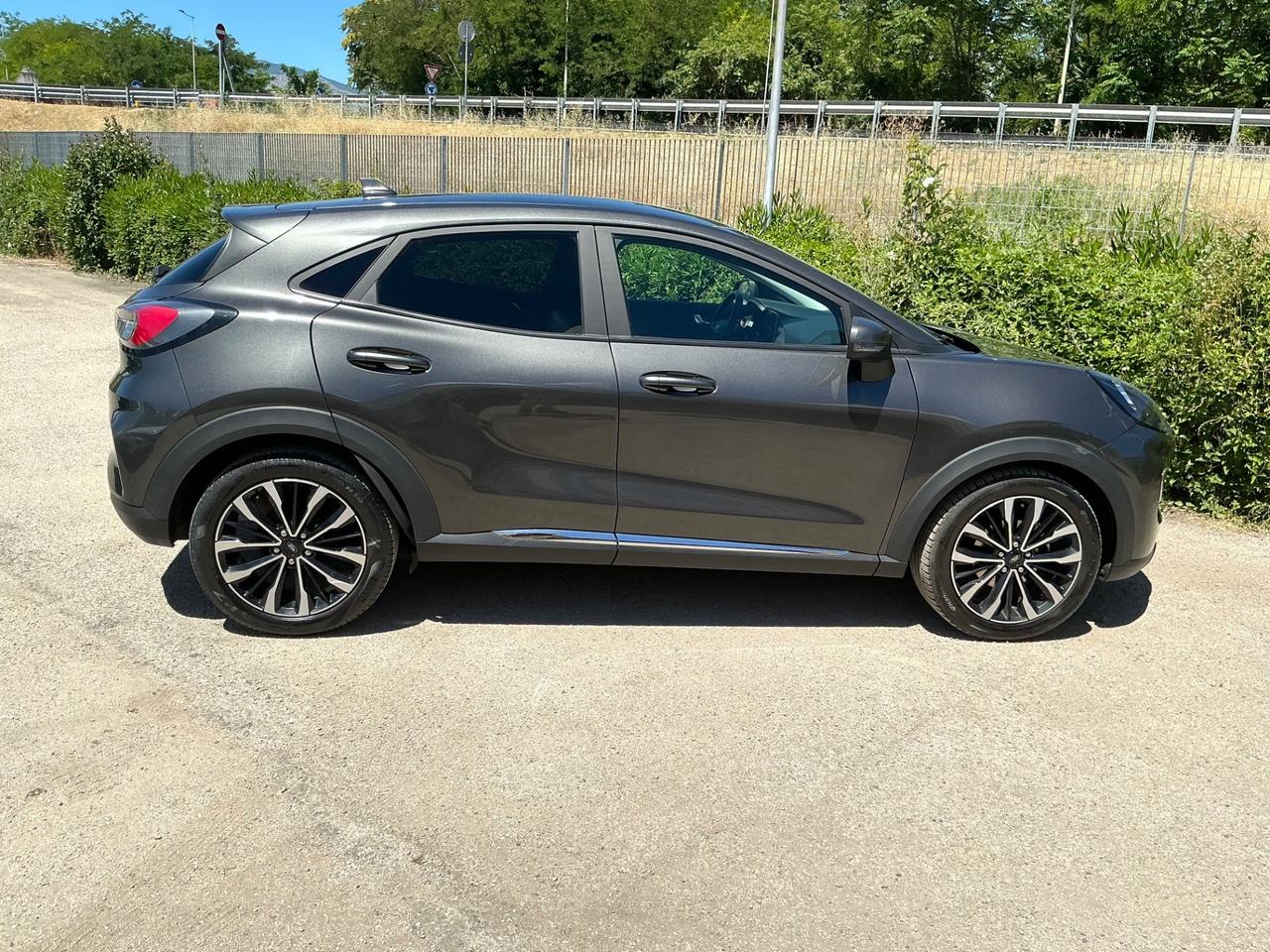 Ford Puma 1.0 EcoBoost Hybrid 125 CV Titanium