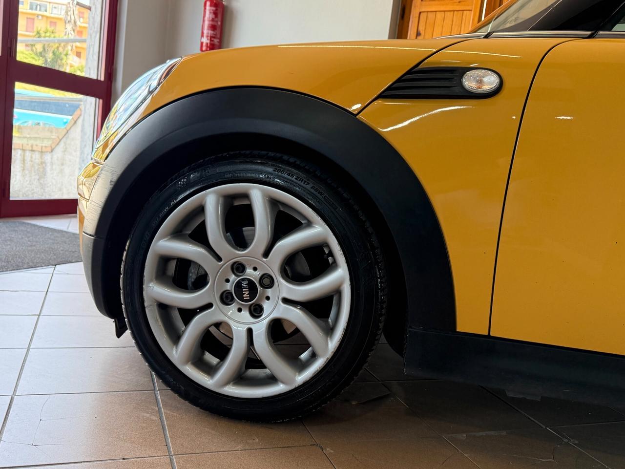Mini 1.6 16V Cooper D
