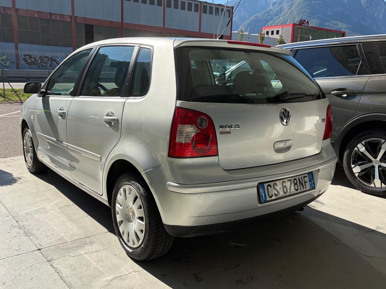Volkswagen Polo 1.2 5p. Trendline 110.000 km