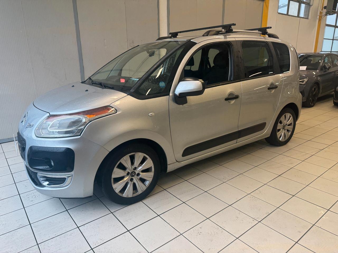 CITROEN C3 Picasso 1.4 VTi 95 Exclusive Style **NEOPATENTATI**