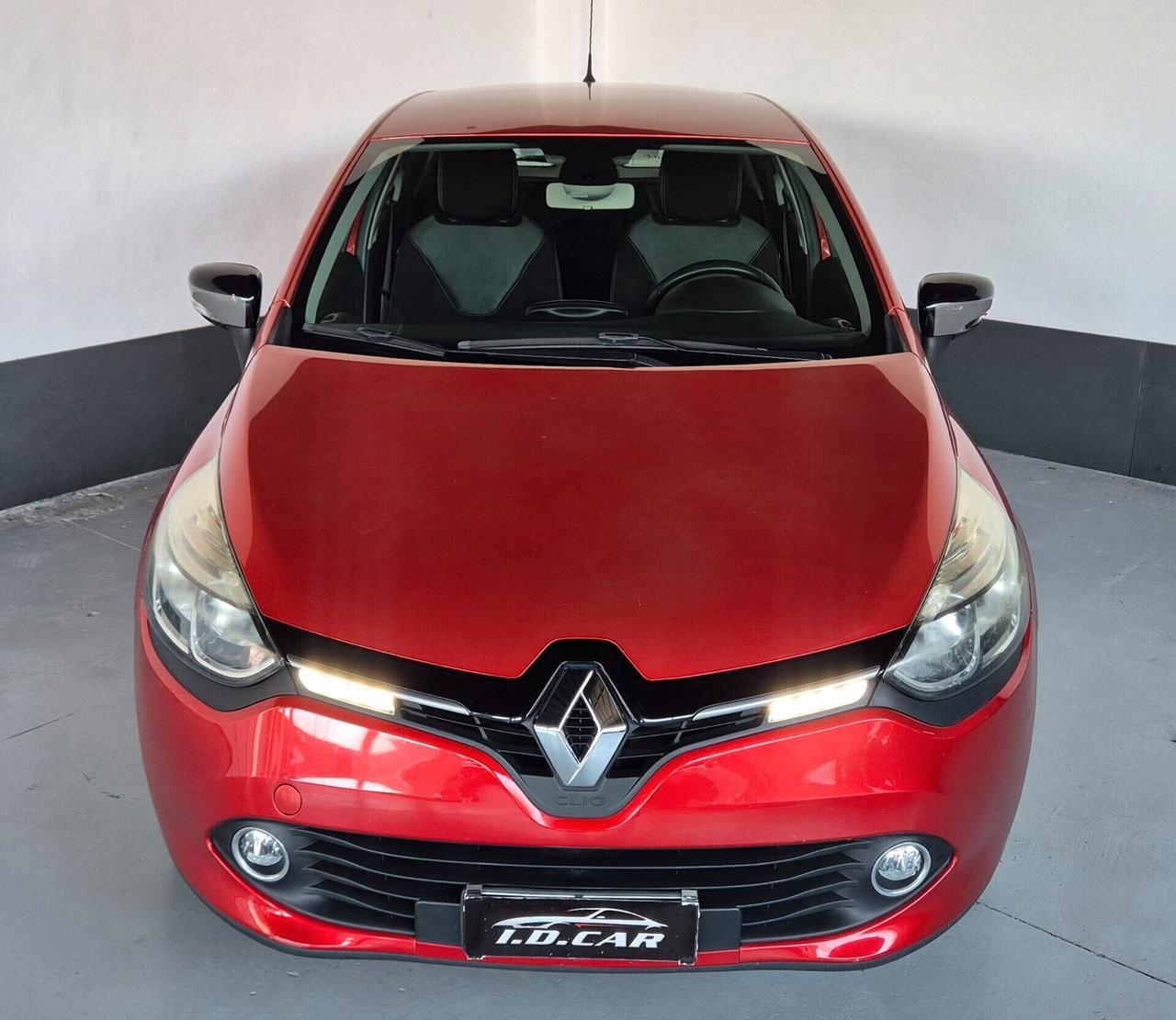 Renault Clio 0.9 TCe 90CV 5 porte Costume National (NEOPATENTATI)