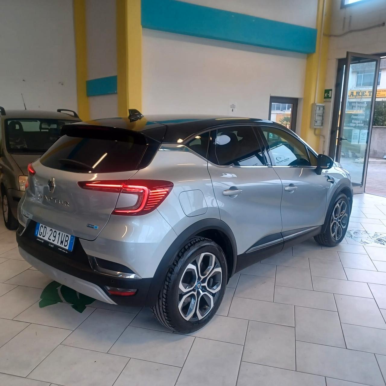 IBRIDA FULL OPTIONAL CAPTUR 1.6 AUTOM