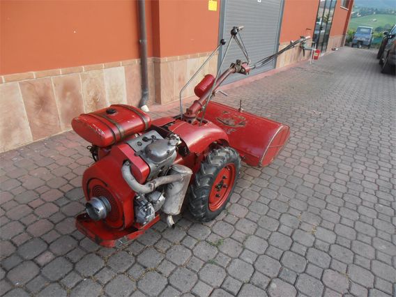 motozappa guzzi universal , Rosso