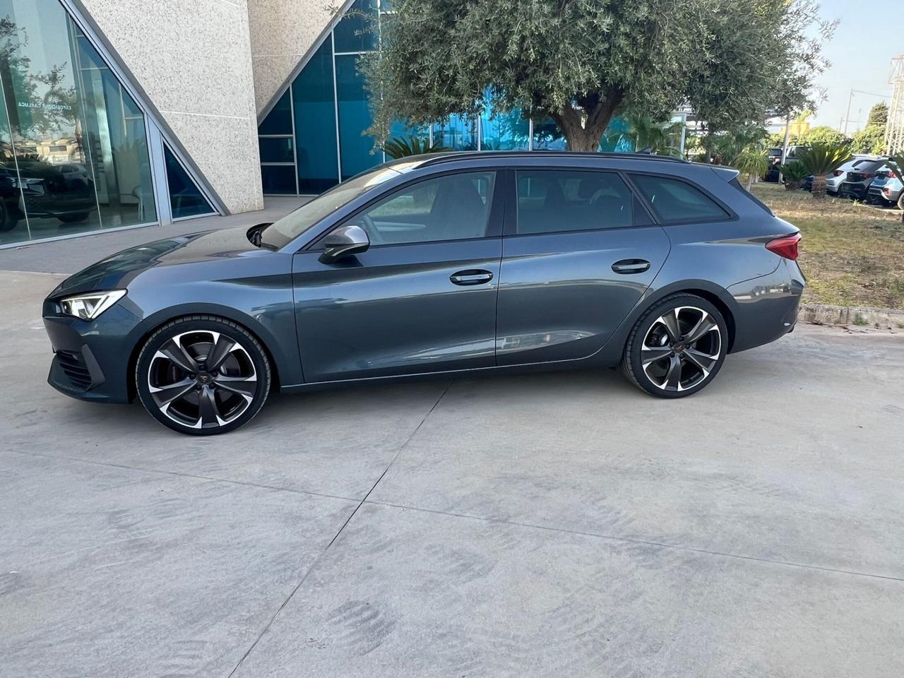 Cupra Leon 310CV 4Drive DSG possibilità noleggio no scoring