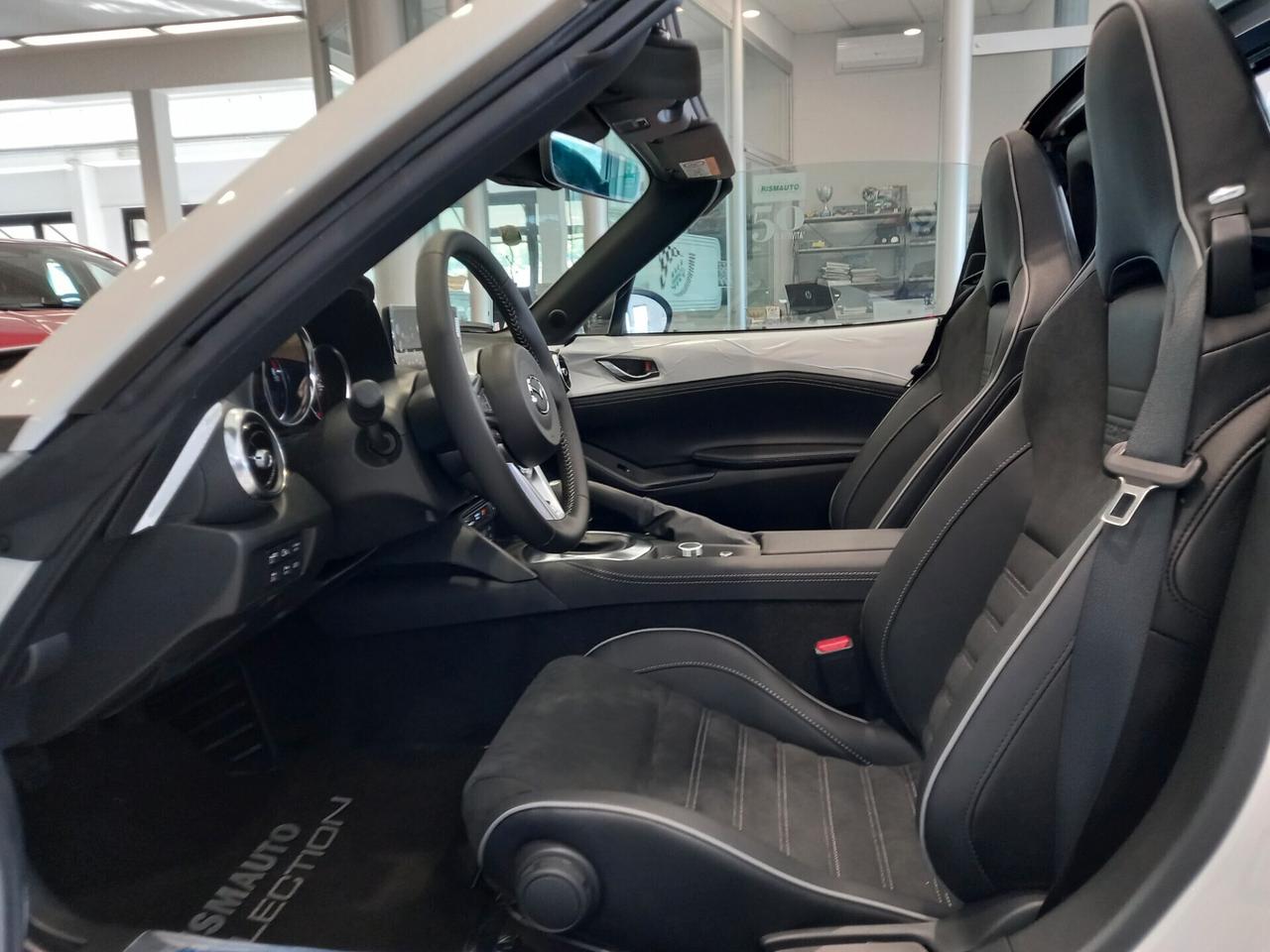 Mazda MX-5 1.5L Skyactiv-G RF Homura