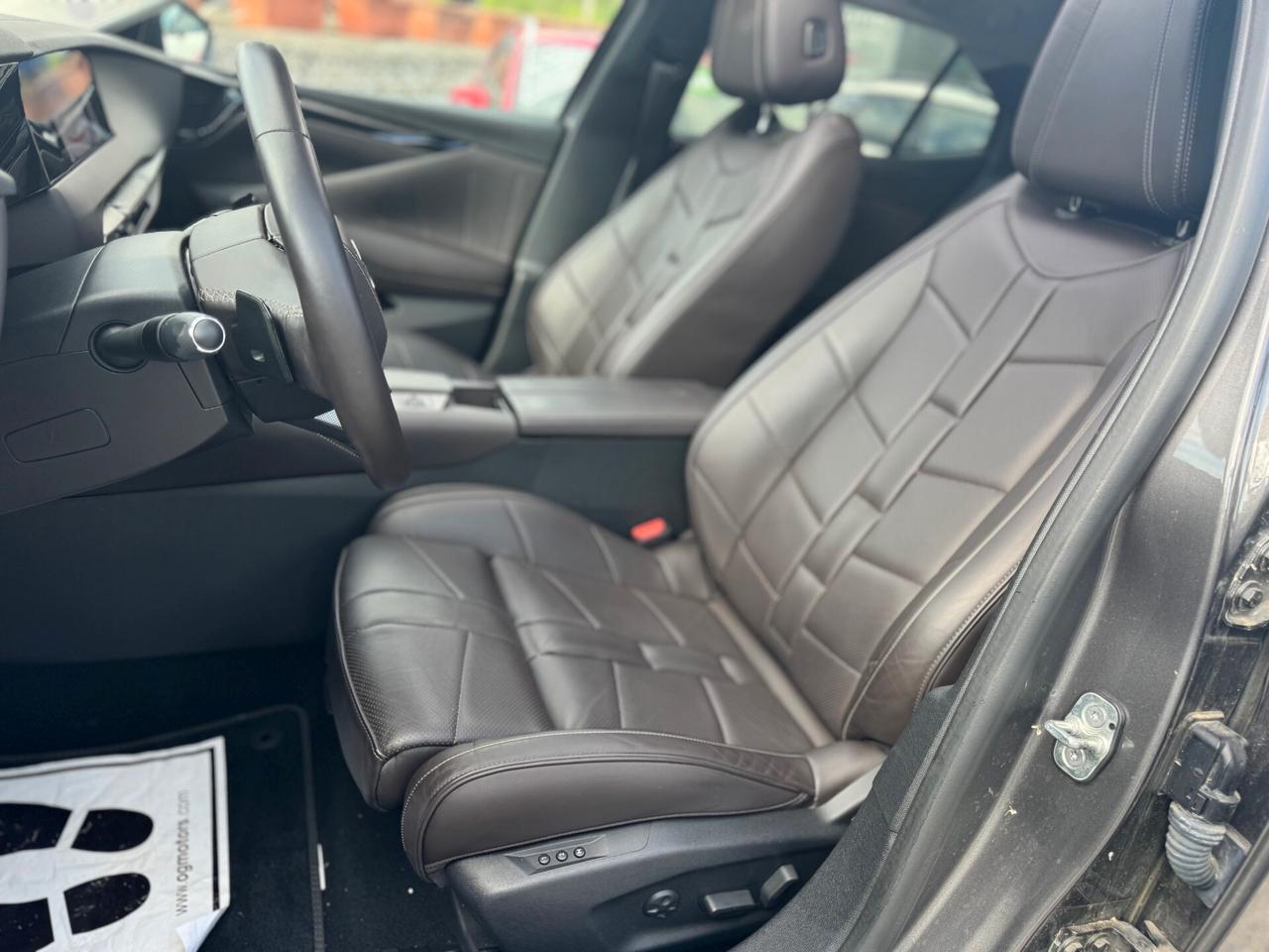DS 4 1.5cc BlueHDi 130cv Aut. Opera