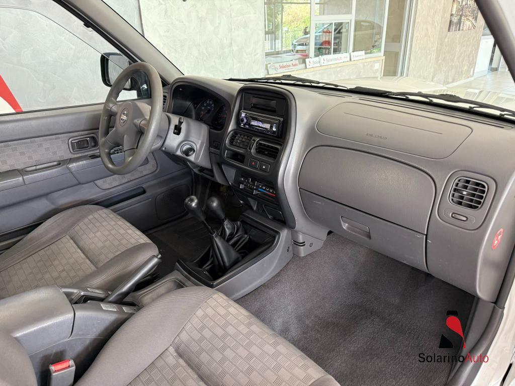 Nissan Cab Double Cab Double Cab 2.5 td 133cv